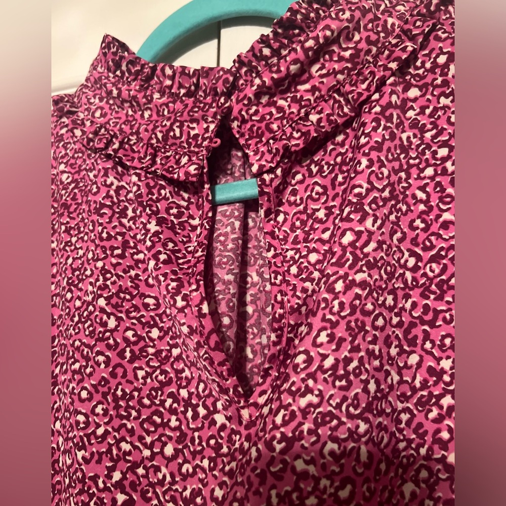 Who What Wear pink leopard print satin cocktail dress with 3/4 sleeves - Picture 8 of 8